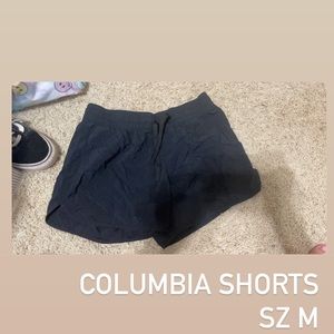 Black Columbia shorts